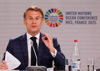 UNOC3 : à Nice, la pique de Macron à Trump, le climato-sceptique