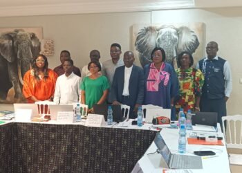 Publications scientifiques : à Libreville, des chercheurs édifiés sur les « canons » de la collecte des données et de l’écriture par le CIFOR-ICRAF et R2FAC