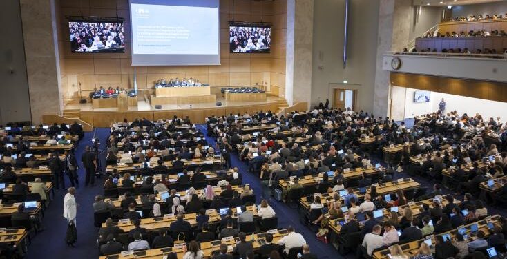 Lutte contre la pollution plastique : quand les profits étranglent la planète