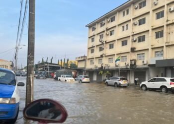 Inondations à Libreville : le Gouvernement pompier après le pire