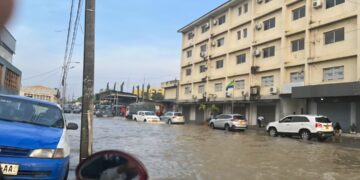 Inondations à Libreville : le Gouvernement pompier après le pire
