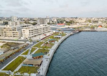 Communiqué : Greenpeace Afrique et Brainforest réunissent la société civile à Libreville pour transformer les engagements en actions concrètes.